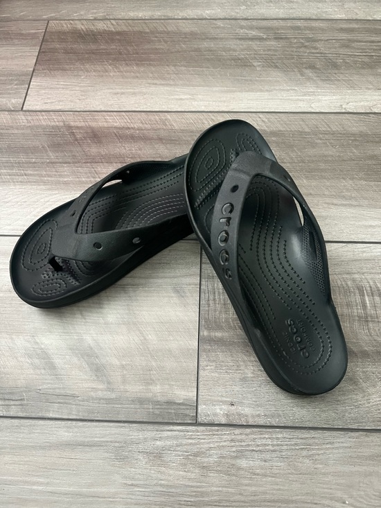 CROCS Shoes - CROCS Black Platform Sandal- 8
